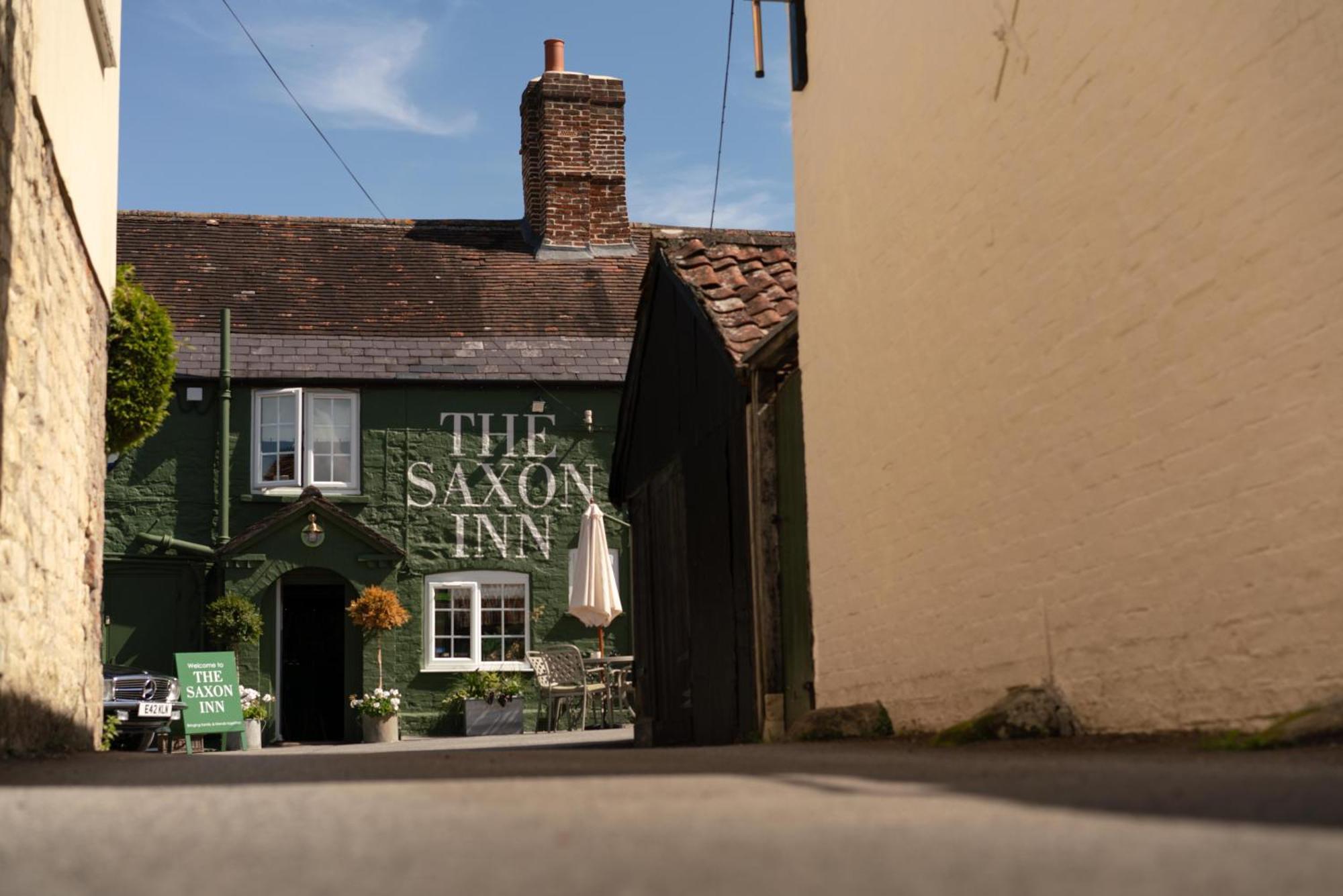 The Saxon Inn Child Okeford 外观 照片